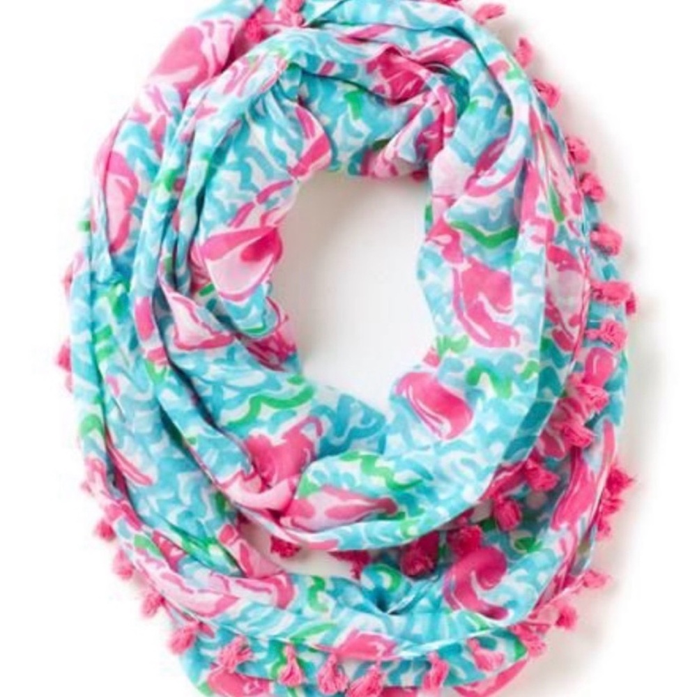Lilly Pulitzer Riley Infinity Loop Rayon Lobstah Roll Tassel Fringe Scarf Pink